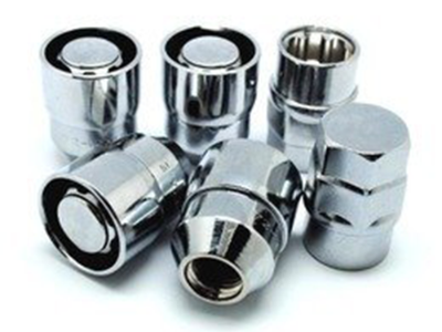 輪胎防盜螺母應(yīng)該怎么用呢？