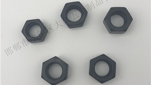 六角螺母太緊怎么擰開？